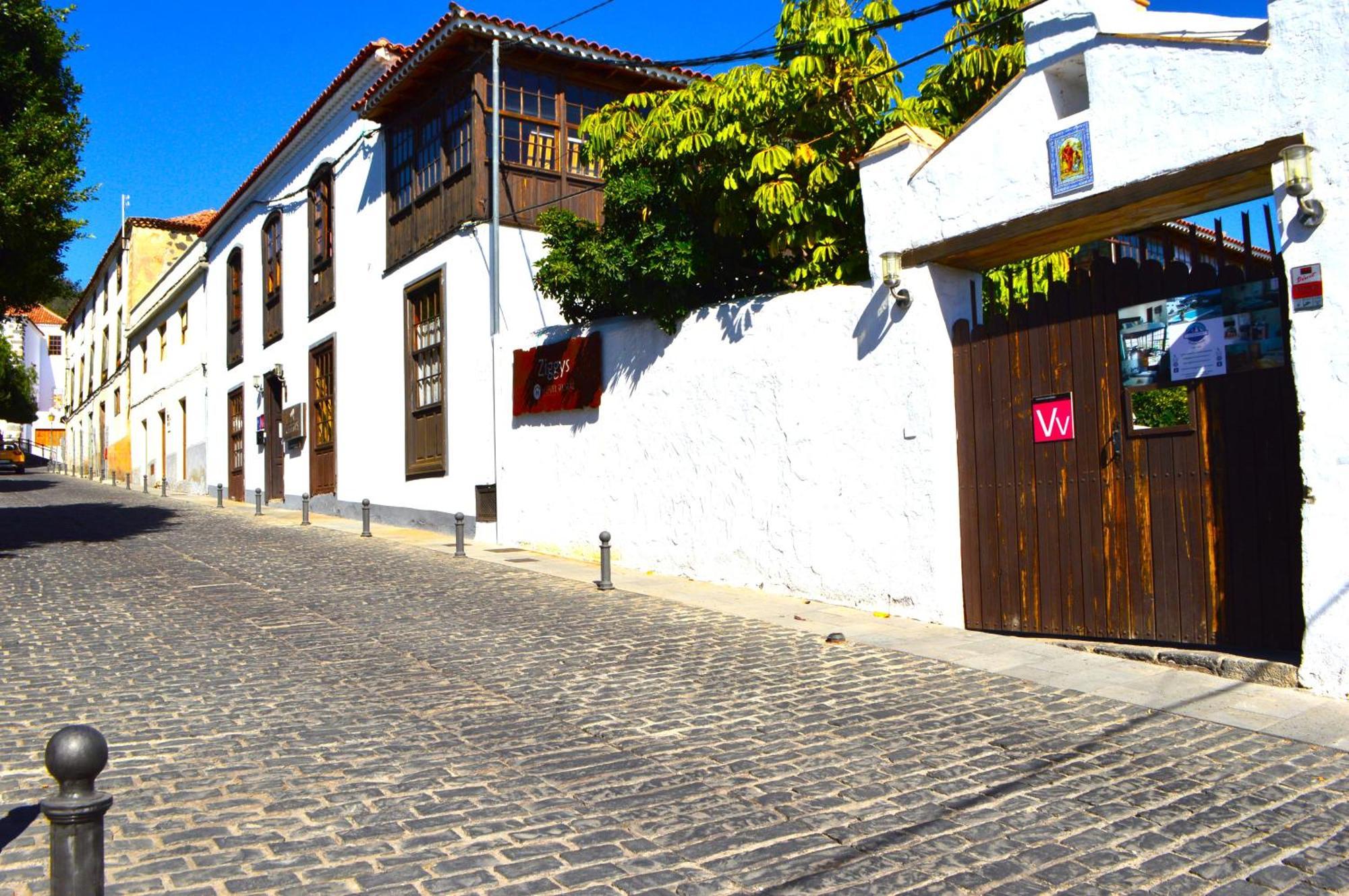 ビラフロール Ziggys Mountain Retreat (Adults Only) Bed & Breakfast エクステリア 写真